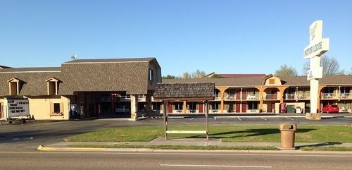 Conner Hill Motor Lodge Пиджен Фордж Екстериор снимка